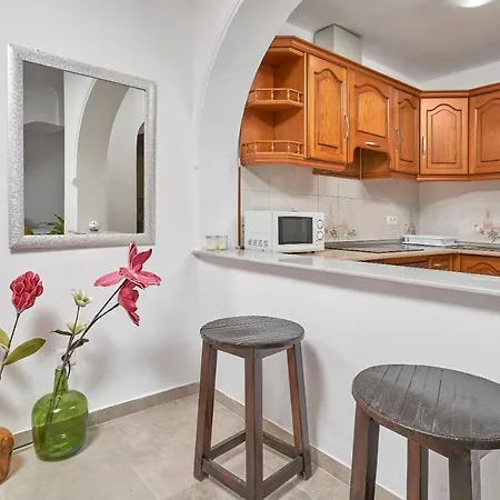 Luminosa Casa En 4* Нерха